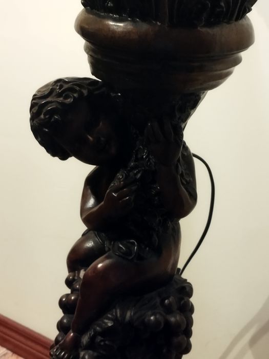 Candeeiro com coluna