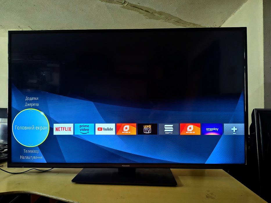 Телевізор Panasonic 50 дюймів  Smart  TV 4K