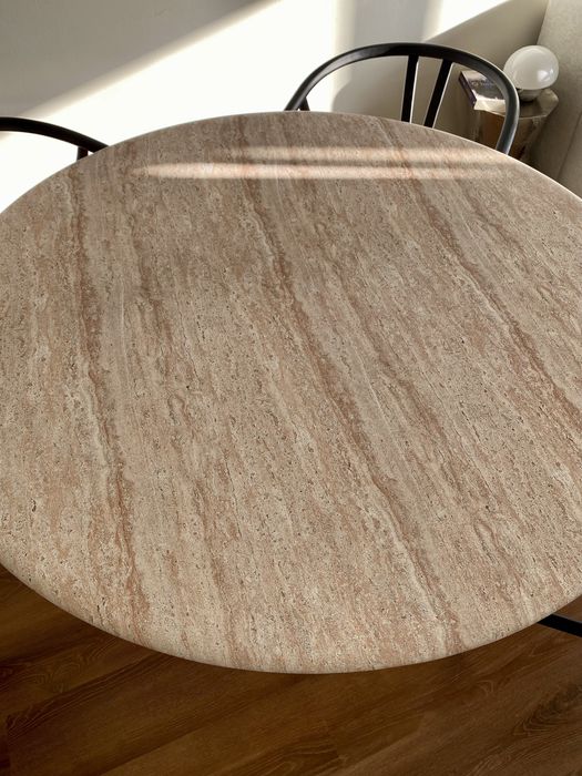 Mesa de jantar redonda