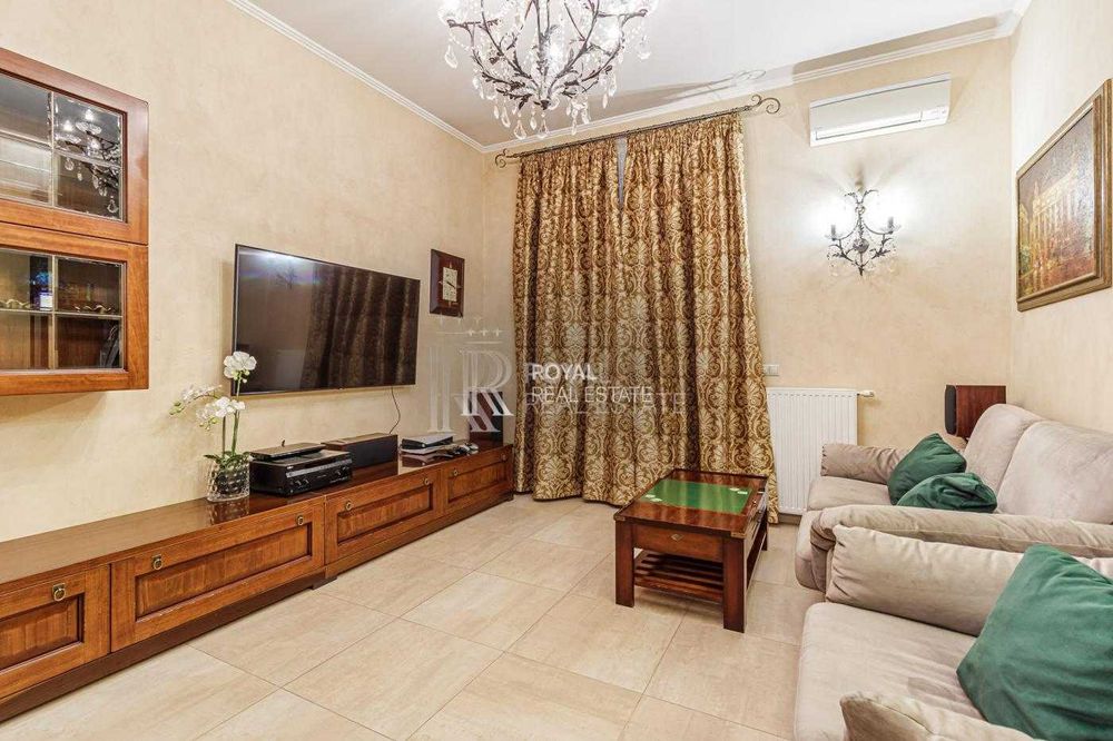 Продаж Таунхаусу 245 м2 КМ Золоті Ворота Козин Київська обл З Ремонтом