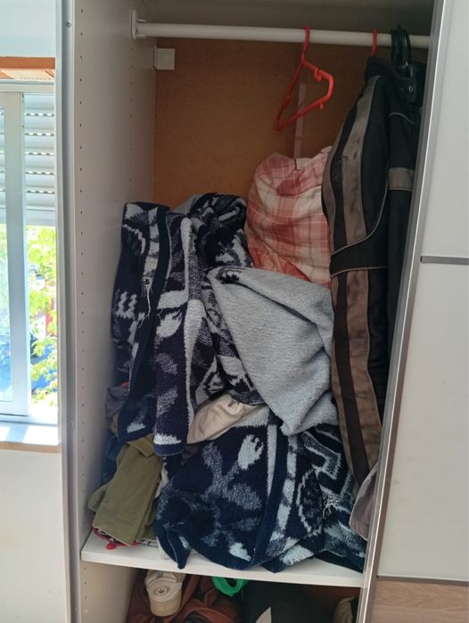 Roupeiro IKEA otimo