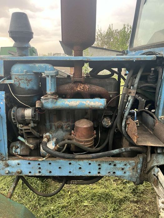 Трактор сільськогосподарський ЮМЗ 6