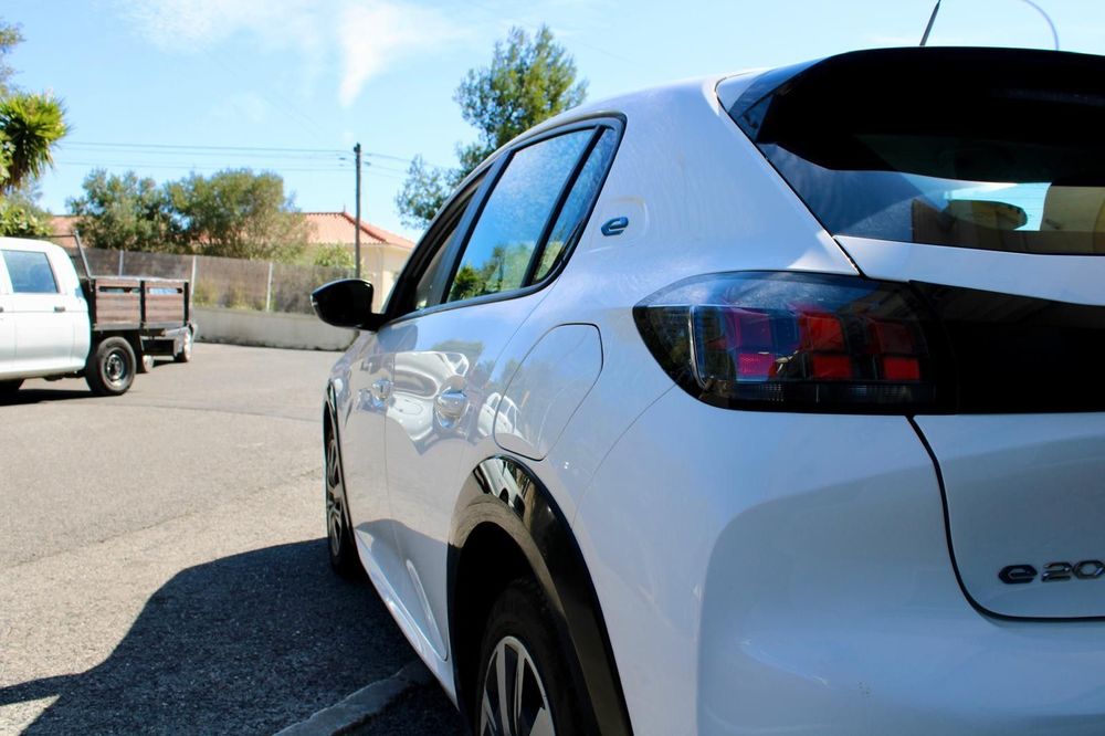 Peugeot e-208 50 kWh Active Pack