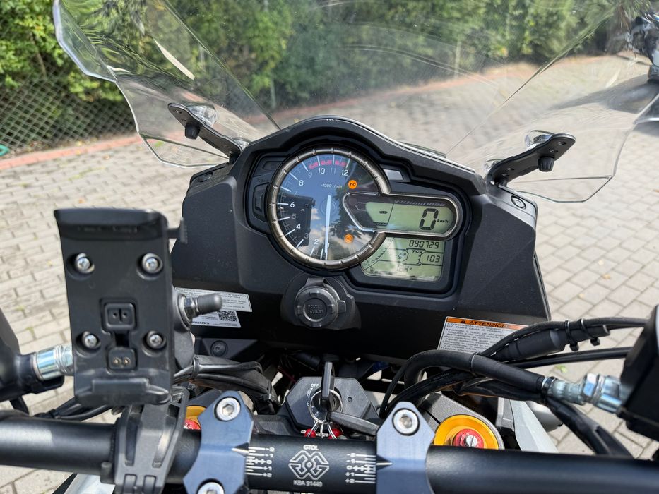 Suzuki DL 1000    2015