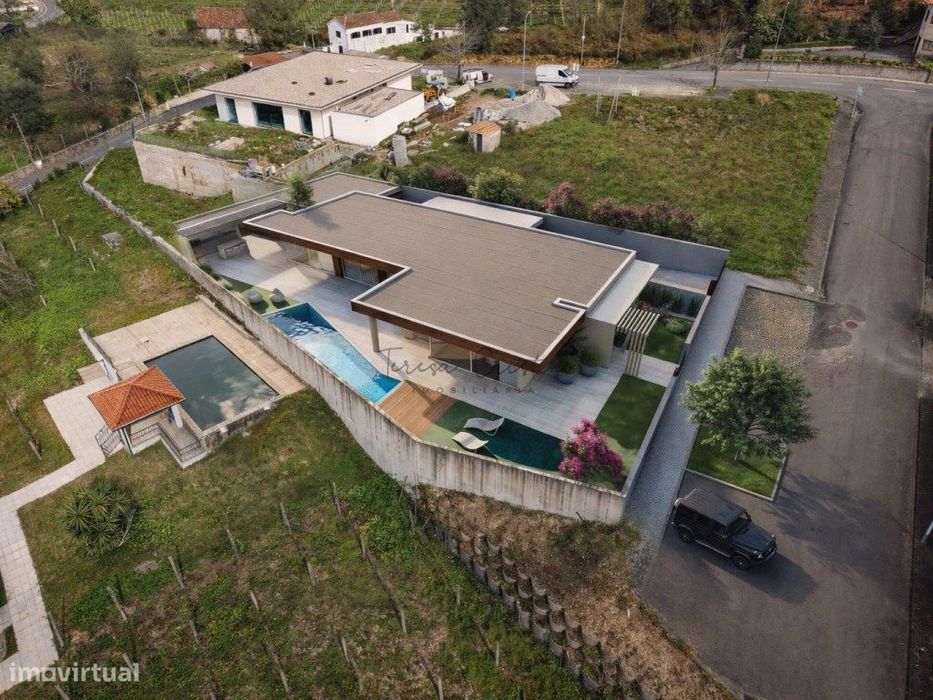 Terreno com Projeto Aprovado | Feitosa, Ponte de Lima