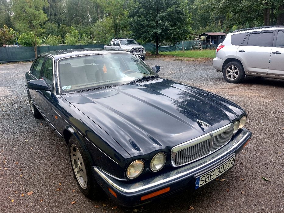 Jaguar XJ 6 3.2 litra bardzo dobry stan orginalny.