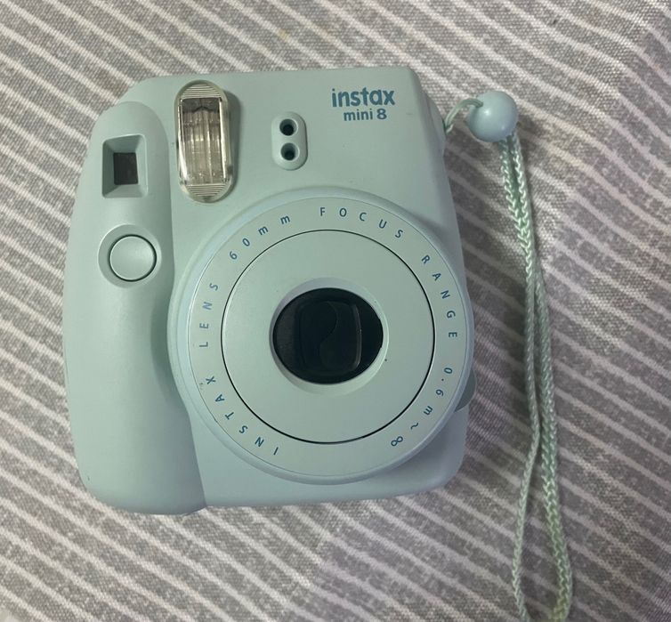 Instax mini 8 em ótimo estado