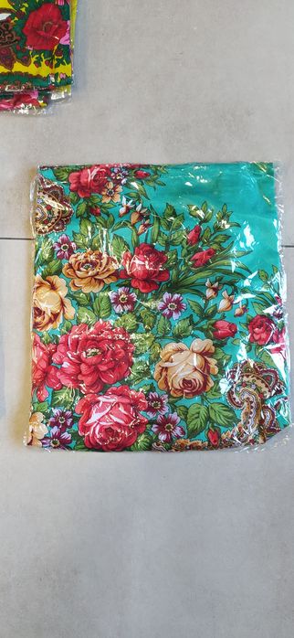 Husty ludowe różne kolory, wzory, rozmiary