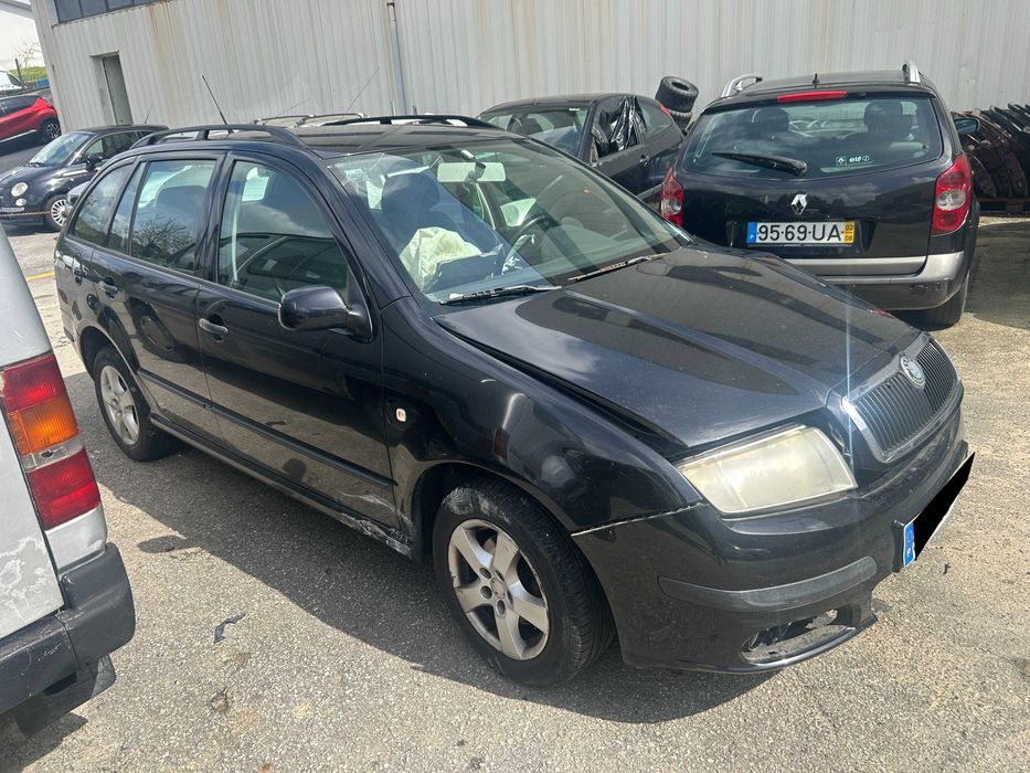 Skoda Fabia 1.2 16V Só para peças
