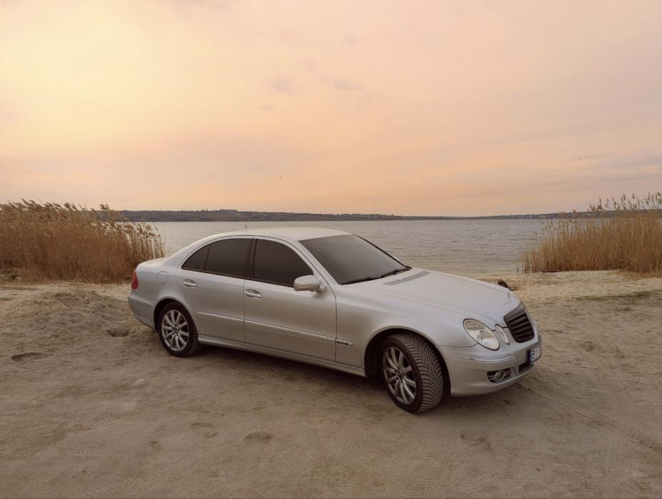Мерседес w211 2.2 cdi
