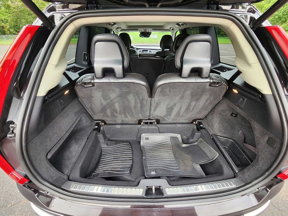 Volvo XC90      2015