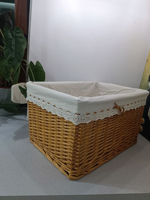 Kosz wiklinowy z materiałowym wkładem 51 × 35 × 28 cm