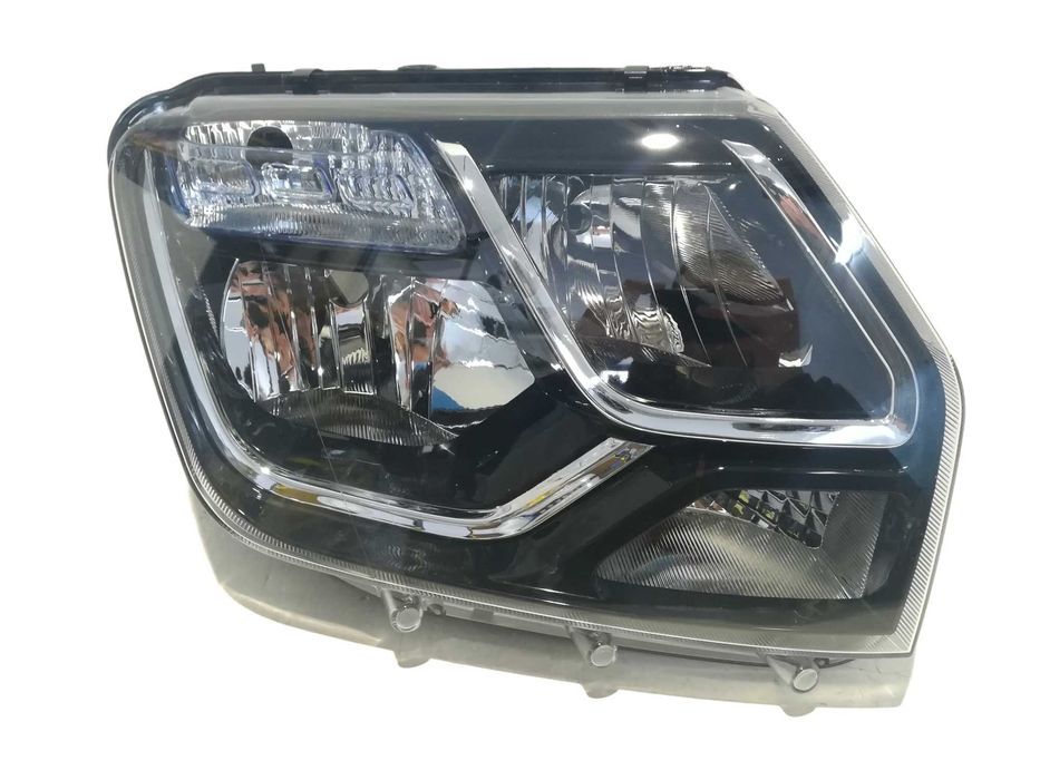 DACIA DUSTER LIFT 13- reflektor lampa przód
