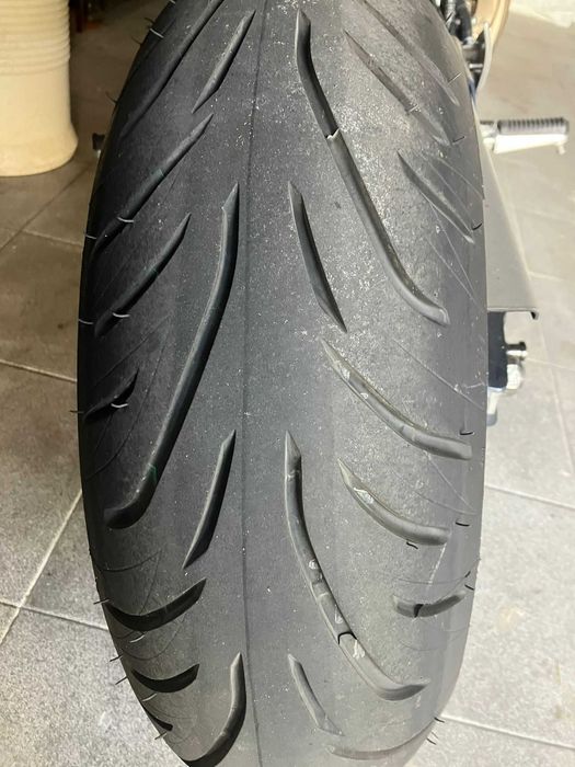 Yamaha MT01 ano 2007 com 27.000 km