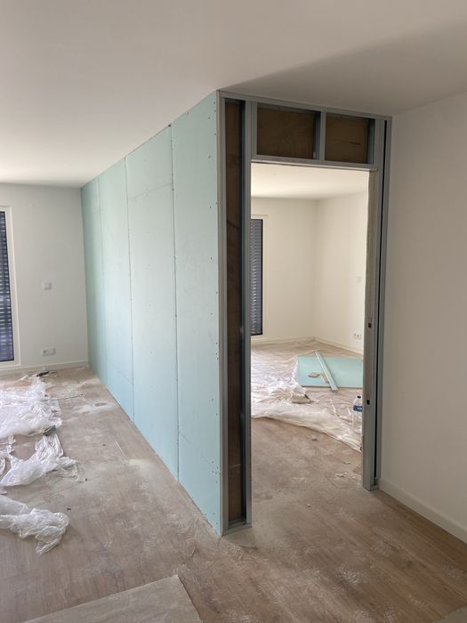 Montagem de pladur e barramento