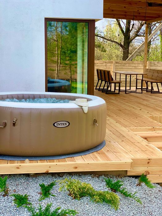 Посуточно. Бассейн. Чан на дровах. Генератор. Сауна. Подобово