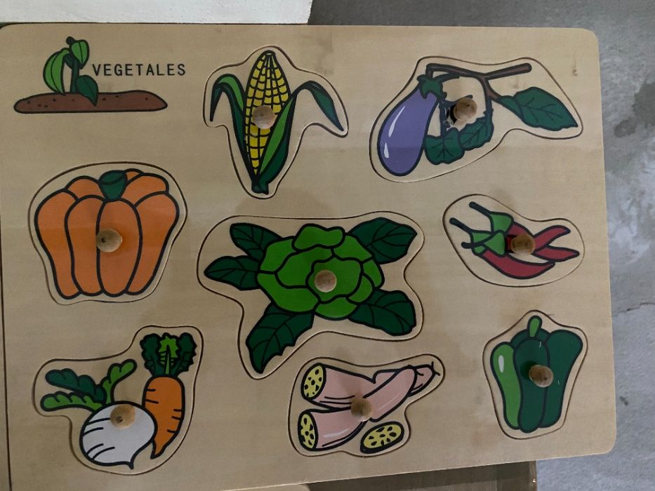 Brinquedos de encaixe em madeira [NOVO]