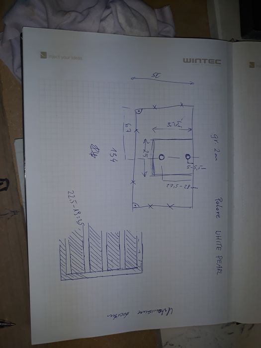 Parapety wewnętrzne  z konglomeratu ROYAL PREMIUM-2CM GRUBOŚCI