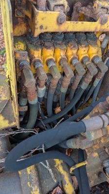 Koparka zawieszana John Deere