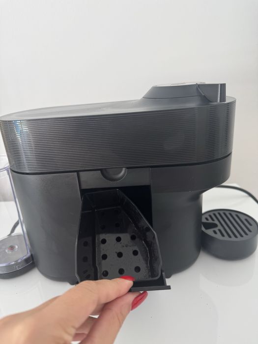 Máquina de Café DELONGHI Nespresso