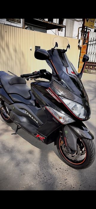 Yamaha T-max 500
