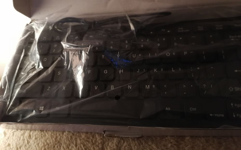 Mini Teclado USB Mac + PC