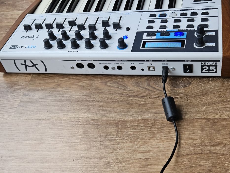 Arturia Keylab 25 klawiatura sterująca