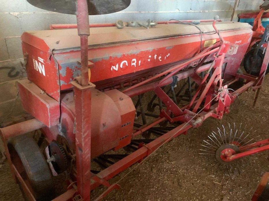 Siewnik do zboża Rabe Werk ME300A nabudowany nordsten 3 metry Amazone