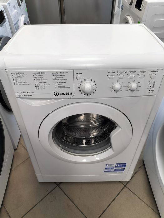 Pralka slim Indesit, 5kg, 1200obr,