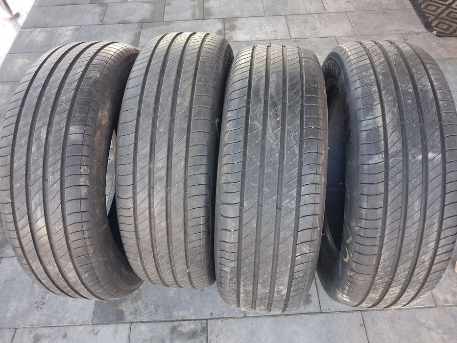 Opony MICHELIN 215/65 R17