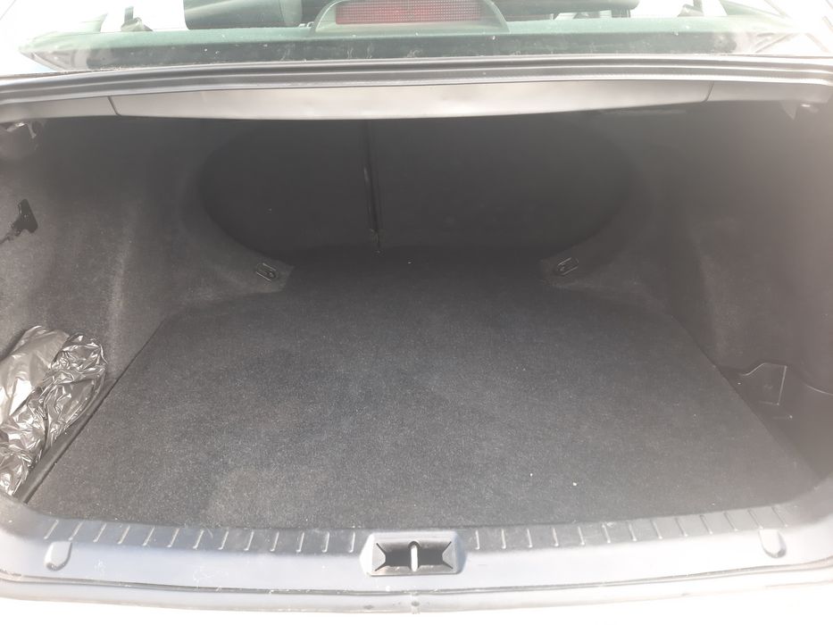 Продам Toyota avensis