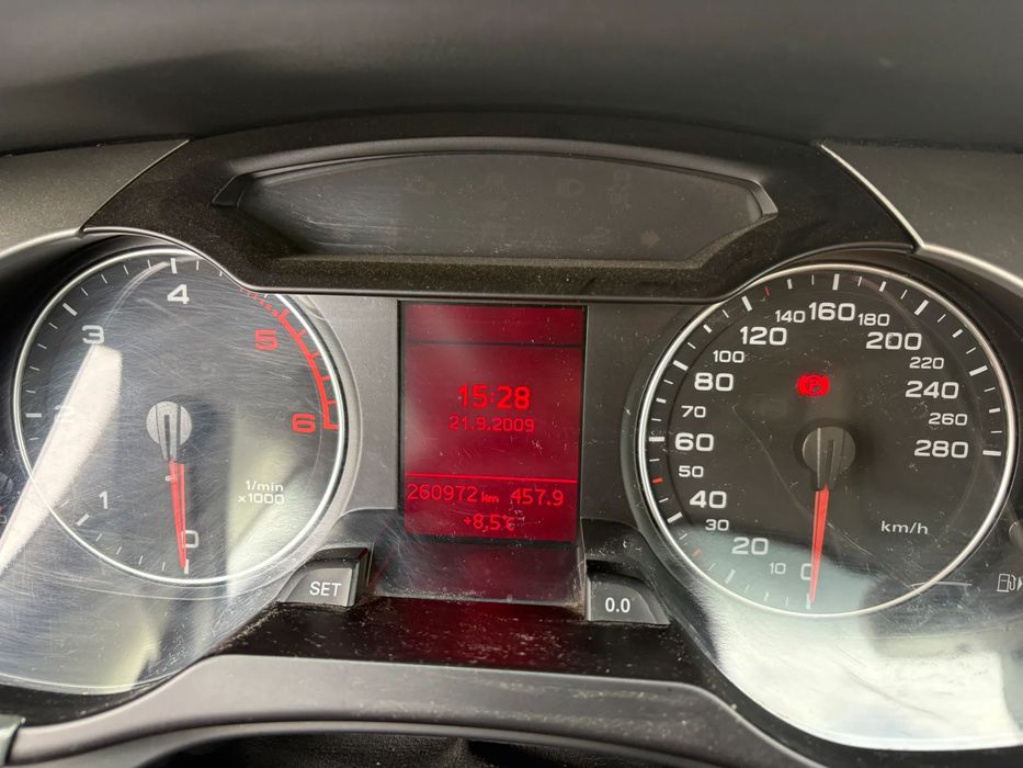Audi A4 Avant Audi A4B8 2.0TDI