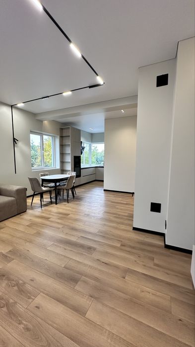 Продаж розкішного будинку в р-ні Червениця