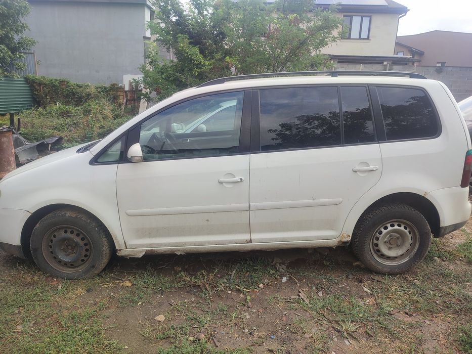 Разборка Volkswagen touran 2.0tdi AZV
