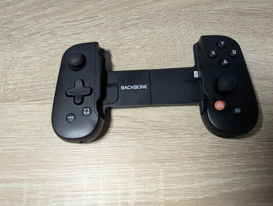 Геймпад Backbone One Xbox Edition for iPhone Lightning Black
