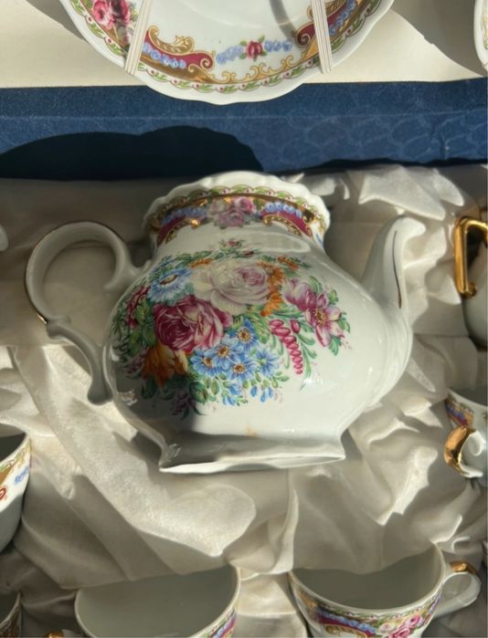 New Dishware Sets64861942226178123