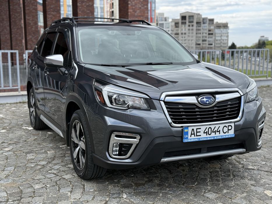 Продам Subaru Forester Touring
