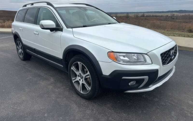 2015 Volvo XC70 T6 Premier Plus