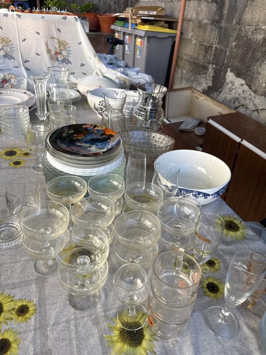 Grande lote de loiça vintage + vidro – Sacavém, SPAL, Viana, Louçarte