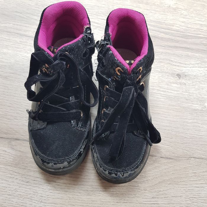 Buty jesienne dla dziewczynki 27. botki