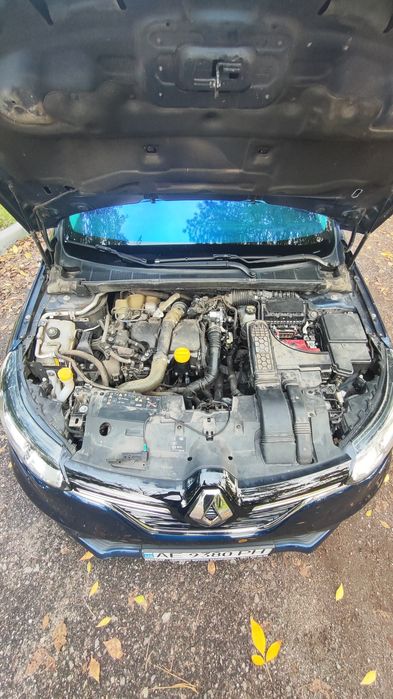 Продаю власний автомобіль Renault Megane IV