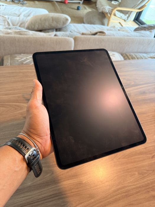iPad Pro 13” M4 2TB Wi‑Fi + 5G + Magic Keyboard PT