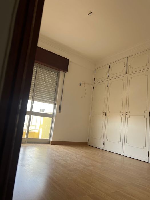Apartamento t2| á venda| reboleira |amadora