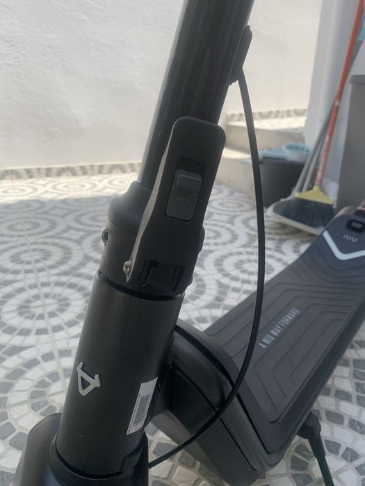 Niu kqi3 PRO como nova