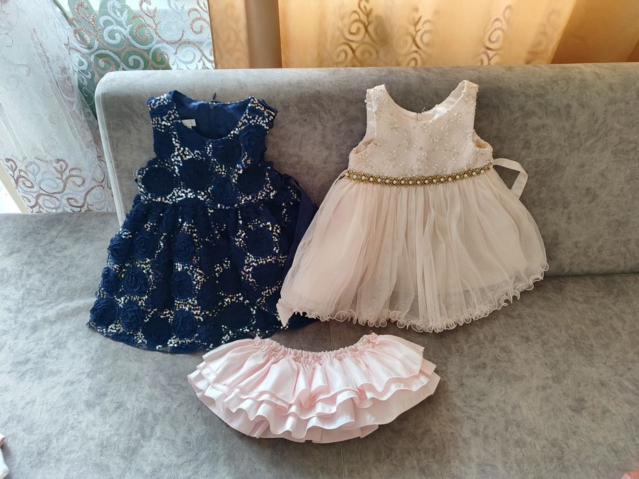 Дитячі платтячка і спідничка