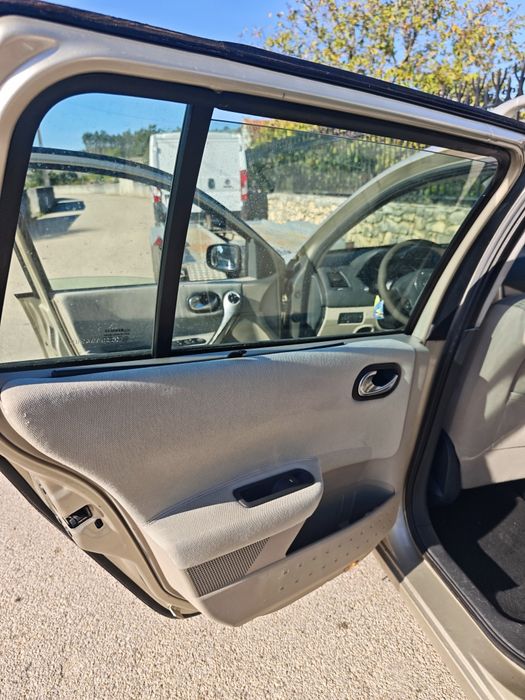 Renault Megane 1.5dci — photo 4