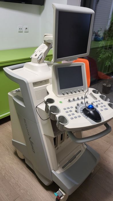 Ecografo Accuvix V20