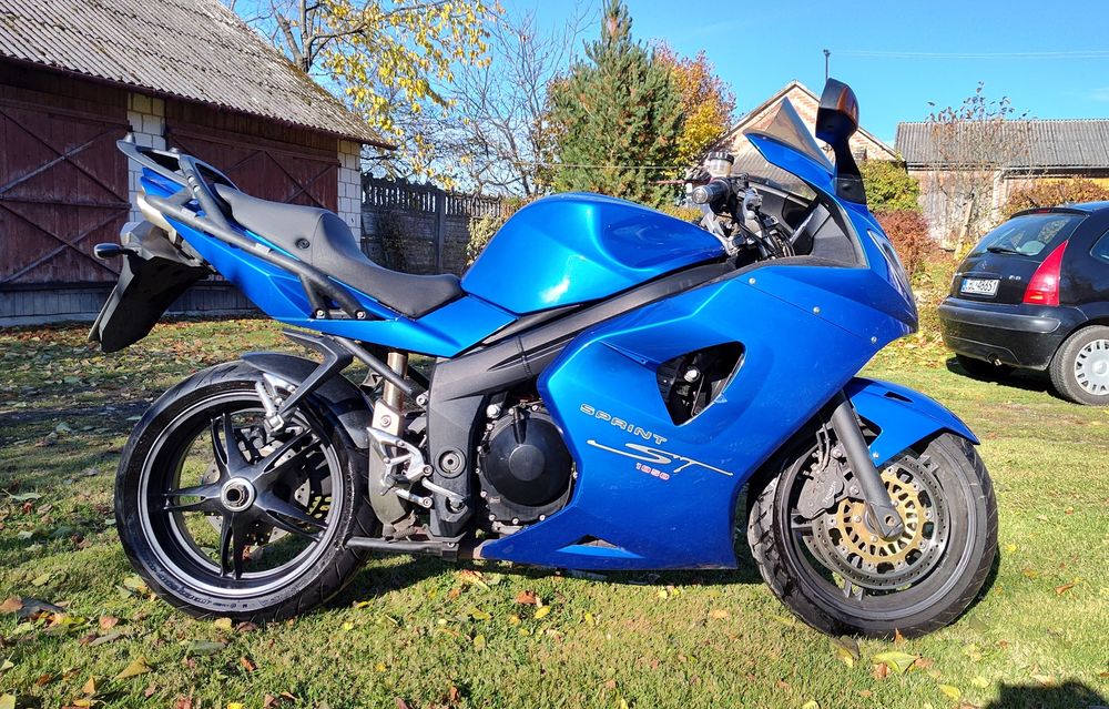 Triumph Sprint ST 1050