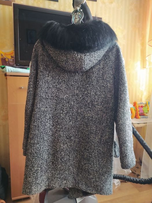 Зимове пальто жіноче