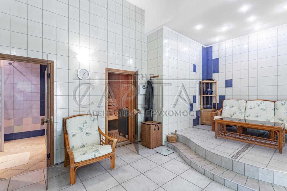 Будинок 2 поверхи/460м2/16 соток в Петропавлівській Борщагівці